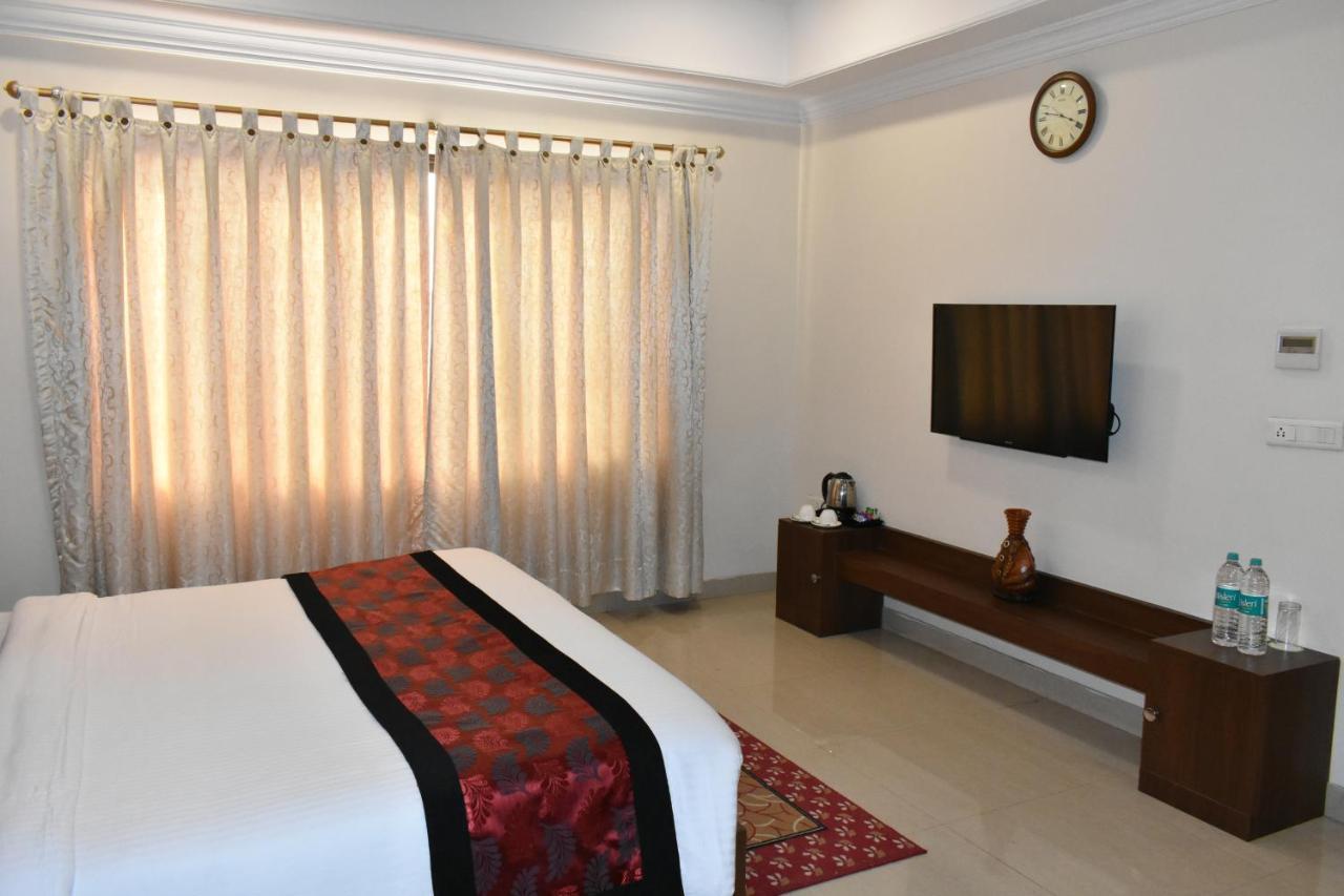 The Orchard Hotel Jharsuguda Exterior foto