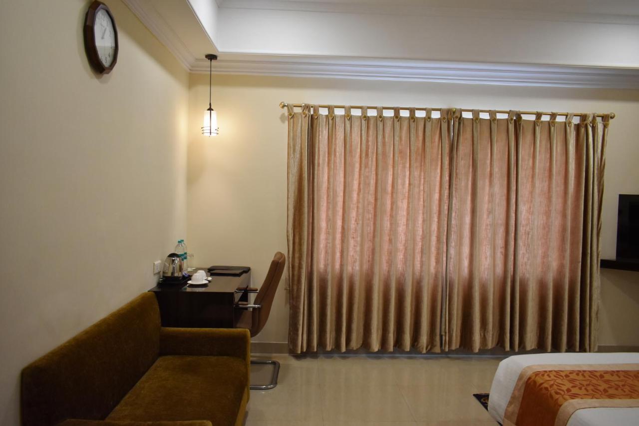 The Orchard Hotel Jharsuguda Exterior foto